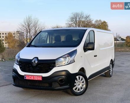 Белый Рено Трафик, объемом двигателя 1.6 л и пробегом 192 тыс. км за 15600 $, фото 1 на Automoto.ua