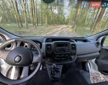 Белый Рено Трафик, объемом двигателя 1.6 л и пробегом 131 тыс. км за 13699 $, фото 14 на Automoto.ua