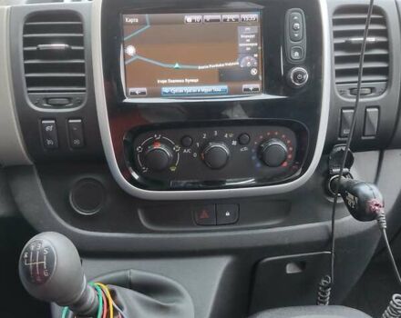 Белый Рено Трафик, объемом двигателя 1.6 л и пробегом 277 тыс. км за 16495 $, фото 10 на Automoto.ua