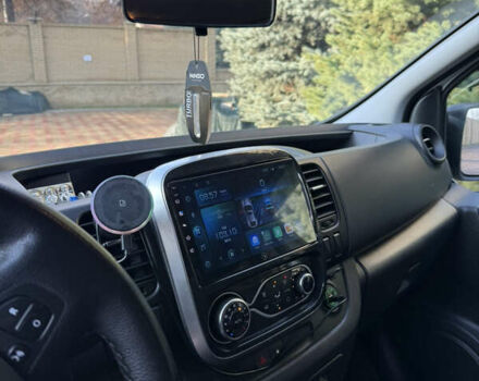 Белый Рено Трафик, объемом двигателя 2 л и пробегом 107 тыс. км за 24500 $, фото 18 на Automoto.ua