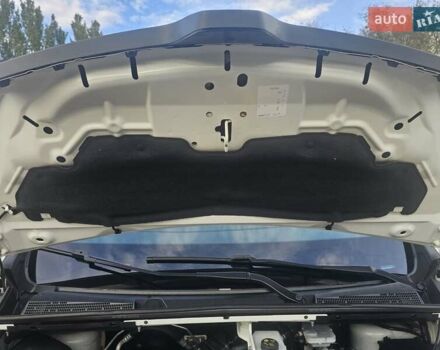 Белый Рено Трафик, объемом двигателя 1.6 л и пробегом 122 тыс. км за 16000 $, фото 26 на Automoto.ua