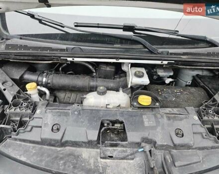 Білий Рено Трафік, об'ємом двигуна 2 л та пробігом 123 тис. км за 17900 $, фото 10 на Automoto.ua