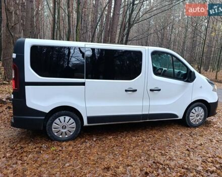 Белый Рено Трафик, объемом двигателя 1.6 л и пробегом 263 тыс. км за 15999 $, фото 48 на Automoto.ua