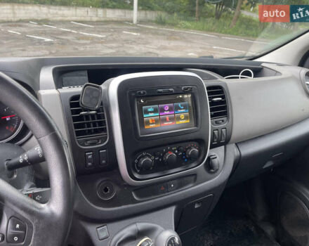 Белый Рено Трафик, объемом двигателя 1.6 л и пробегом 277 тыс. км за 12500 $, фото 5 на Automoto.ua