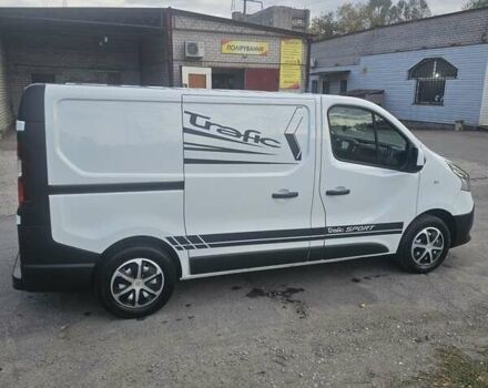 Белый Рено Трафик, объемом двигателя 1.6 л и пробегом 122 тыс. км за 16000 $, фото 3 на Automoto.ua