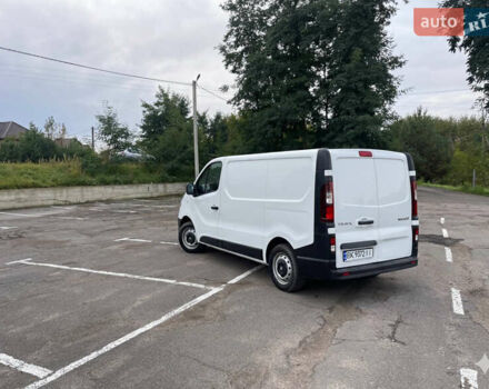 Белый Рено Трафик, объемом двигателя 1.6 л и пробегом 277 тыс. км за 12500 $, фото 3 на Automoto.ua