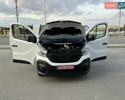 Белый Рено Трафик, объемом двигателя 1.6 л и пробегом 154 тыс. км за 15200 $, фото 26 на Automoto.ua