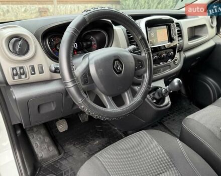 Белый Рено Трафик, объемом двигателя 1.6 л и пробегом 264 тыс. км за 18800 $, фото 46 на Automoto.ua