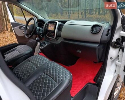 Белый Рено Трафик, объемом двигателя 1.6 л и пробегом 263 тыс. км за 15999 $, фото 17 на Automoto.ua