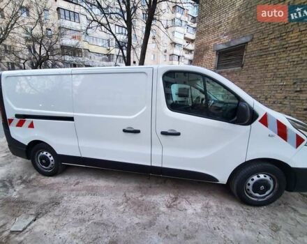 Белый Рено Трафик, объемом двигателя 1.6 л и пробегом 184 тыс. км за 15100 $, фото 1 на Automoto.ua