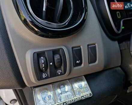 Білий Рено Трафік, об'ємом двигуна 1.6 л та пробігом 122 тис. км за 14499 $, фото 11 на Automoto.ua