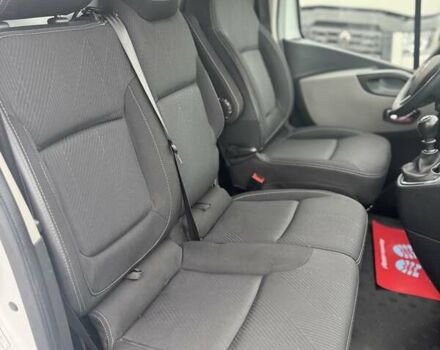 Білий Рено Трафік, об'ємом двигуна 1.6 л та пробігом 227 тис. км за 14000 $, фото 36 на Automoto.ua