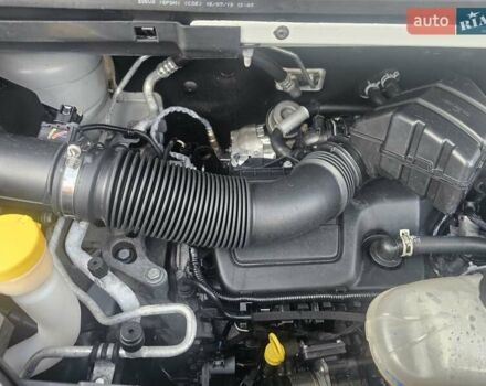 Белый Рено Трафик, объемом двигателя 1.6 л и пробегом 122 тыс. км за 16000 $, фото 30 на Automoto.ua