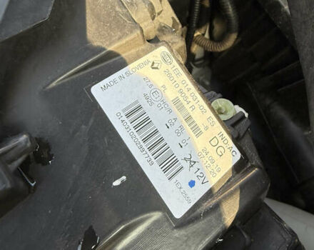 Белый Рено Трафик, объемом двигателя 2 л и пробегом 107 тыс. км за 24500 $, фото 5 на Automoto.ua