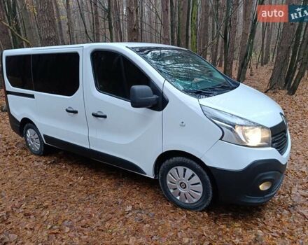 Белый Рено Трафик, объемом двигателя 1.6 л и пробегом 263 тыс. км за 15999 $, фото 42 на Automoto.ua