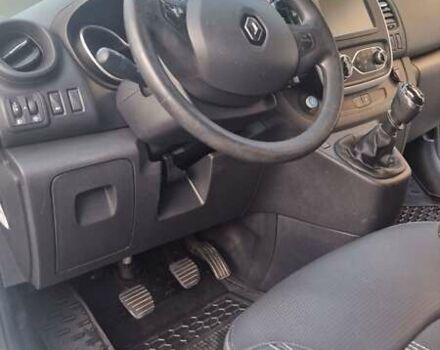 Белый Рено Трафик, объемом двигателя 2 л и пробегом 162 тыс. км за 26000 $, фото 14 на Automoto.ua