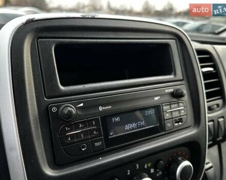 Белый Рено Трафик, объемом двигателя 1.6 л и пробегом 227 тыс. км за 17700 $, фото 24 на Automoto.ua