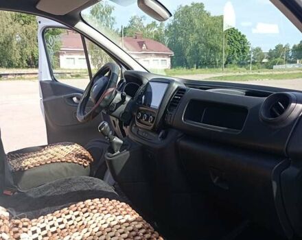 Белый Рено Трафик, объемом двигателя 2 л и пробегом 190 тыс. км за 24200 $, фото 5 на Automoto.ua