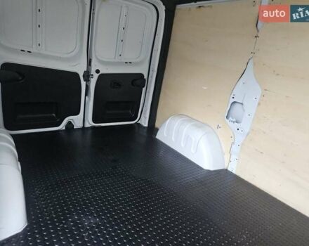 Білий Рено Трафік, об'ємом двигуна 2 л та пробігом 123 тис. км за 17900 $, фото 7 на Automoto.ua