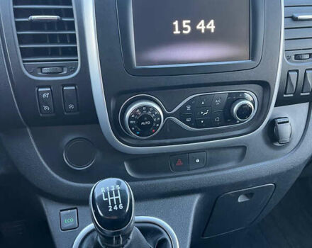 Белый Рено Трафик, объемом двигателя 2 л и пробегом 195 тыс. км за 16800 $, фото 20 на Automoto.ua