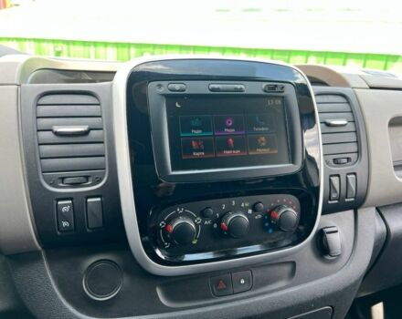 Белый Рено Трафик, объемом двигателя 1.6 л и пробегом 260 тыс. км за 18500 $, фото 9 на Automoto.ua