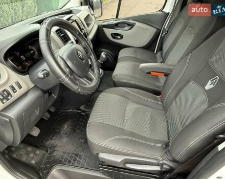 Белый Рено Трафик, объемом двигателя 1.6 л и пробегом 264 тыс. км за 18800 $, фото 41 на Automoto.ua