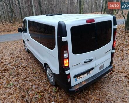 Белый Рено Трафик, объемом двигателя 1.6 л и пробегом 263 тыс. км за 15999 $, фото 38 на Automoto.ua