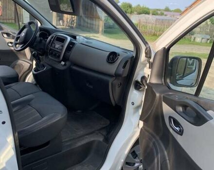 Білий Рено Трафік, об'ємом двигуна 1.6 л та пробігом 225 тис. км за 16800 $, фото 1 на Automoto.ua