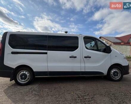 Білий Рено Трафік, об'ємом двигуна 1.6 л та пробігом 195 тис. км за 21300 $, фото 4 на Automoto.ua