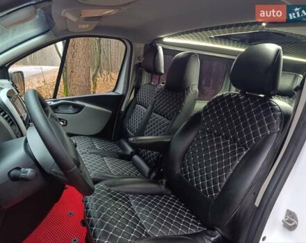 Белый Рено Трафик, объемом двигателя 1.6 л и пробегом 263 тыс. км за 15999 $, фото 19 на Automoto.ua