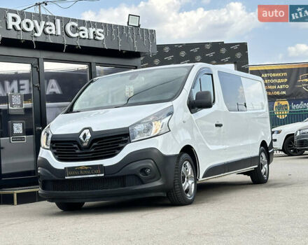 Белый Рено Трафик, объемом двигателя 1.6 л и пробегом 225 тыс. км за 17900 $, фото 5 на Automoto.ua