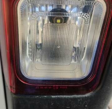 Белый Рено Трафик, объемом двигателя 1.6 л и пробегом 277 тыс. км за 16495 $, фото 17 на Automoto.ua