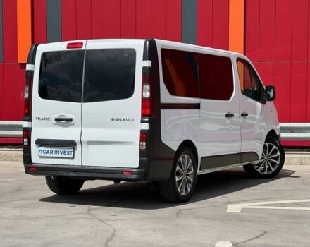 Белый Рено Трафик, объемом двигателя 1.6 л и пробегом 260 тыс. км за 18500 $, фото 4 на Automoto.ua