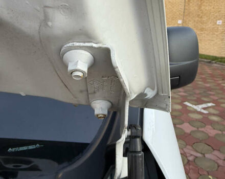 Белый Рено Трафик, объемом двигателя 2 л и пробегом 107 тыс. км за 24500 $, фото 6 на Automoto.ua