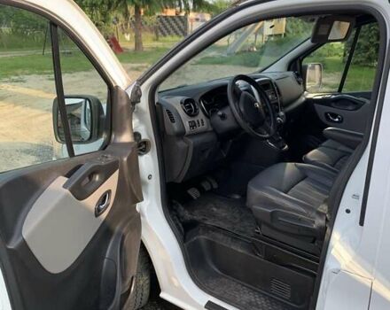 Білий Рено Трафік, об'ємом двигуна 1.6 л та пробігом 225 тис. км за 16800 $, фото 5 на Automoto.ua