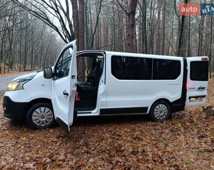 Белый Рено Трафик, объемом двигателя 1.6 л и пробегом 263 тыс. км за 15999 $, фото 9 на Automoto.ua