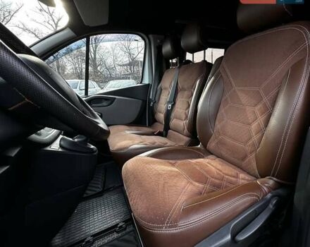 Белый Рено Трафик, объемом двигателя 1.6 л и пробегом 227 тыс. км за 17700 $, фото 11 на Automoto.ua