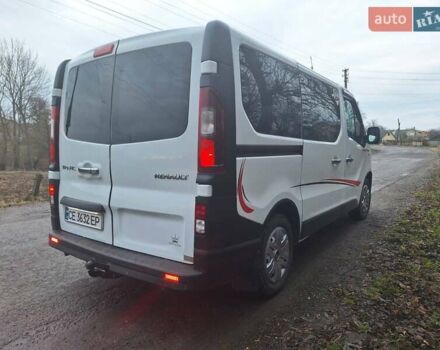 Белый Рено Трафик, объемом двигателя 1.6 л и пробегом 277 тыс. км за 16495 $, фото 4 на Automoto.ua