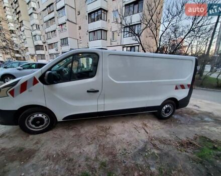 Белый Рено Трафик, объемом двигателя 1.6 л и пробегом 184 тыс. км за 15100 $, фото 2 на Automoto.ua
