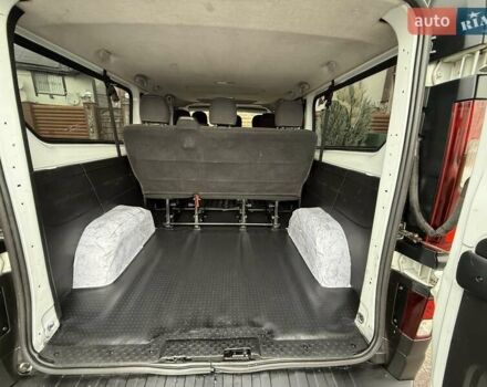 Белый Рено Трафик, объемом двигателя 1.6 л и пробегом 264 тыс. км за 18800 $, фото 69 на Automoto.ua