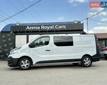 Белый Рено Трафик, объемом двигателя 1.6 л и пробегом 225 тыс. км за 17900 $, фото 4 на Automoto.ua