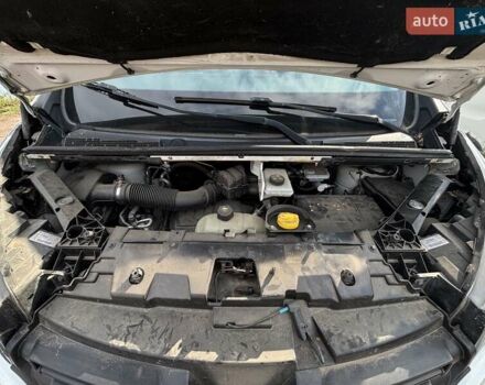 Білий Рено Трафік, об'ємом двигуна 1.6 л та пробігом 195 тис. км за 21300 $, фото 9 на Automoto.ua