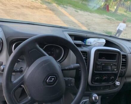 Білий Рено Трафік, об'ємом двигуна 1.6 л та пробігом 225 тис. км за 16800 $, фото 2 на Automoto.ua