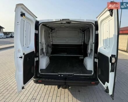 Белый Рено Трафик, объемом двигателя 1.6 л и пробегом 101 тыс. км за 14100 $, фото 7 на Automoto.ua