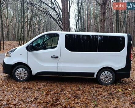 Белый Рено Трафик, объемом двигателя 1.6 л и пробегом 263 тыс. км за 15999 $, фото 21 на Automoto.ua