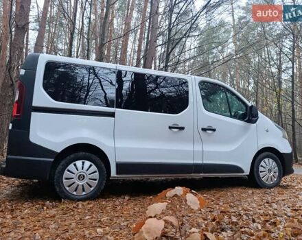 Белый Рено Трафик, объемом двигателя 1.6 л и пробегом 263 тыс. км за 15999 $, фото 49 на Automoto.ua