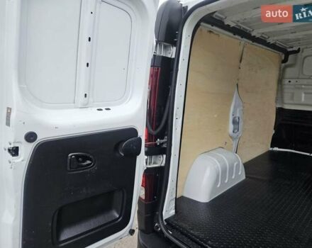 Білий Рено Трафік, об'ємом двигуна 2 л та пробігом 123 тис. км за 17900 $, фото 17 на Automoto.ua