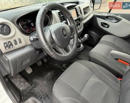 Белый Рено Трафик, объемом двигателя 1.6 л и пробегом 264 тыс. км за 18800 $, фото 43 на Automoto.ua