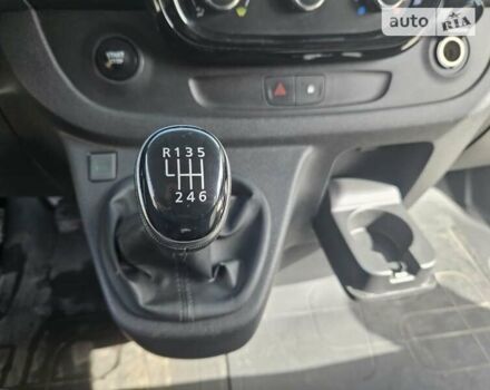 Белый Рено Трафик, объемом двигателя 2 л и пробегом 140 тыс. км за 15600 $, фото 10 на Automoto.ua