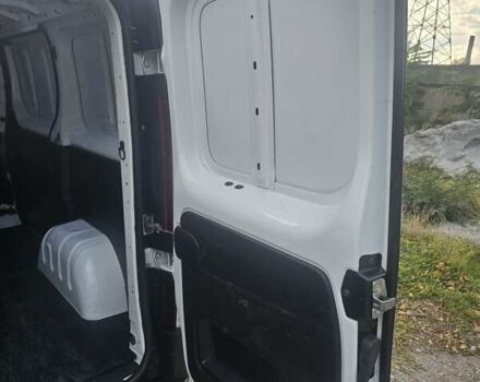 Белый Рено Трафик, объемом двигателя 1.6 л и пробегом 122 тыс. км за 16000 $, фото 20 на Automoto.ua